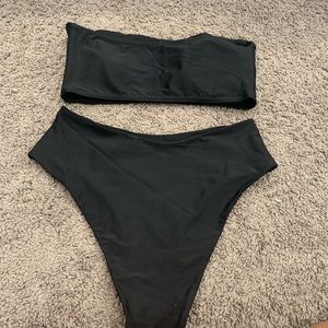 SHEIN Swim - Black high waisted Bikini - Large SHEIN Swim - Black high waisted Bikini - Large